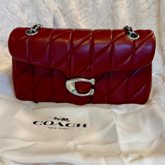Coach Handbags - EUC Coach quilted tabby 26 shoulder/crossbody in dark ruby with silver hardware